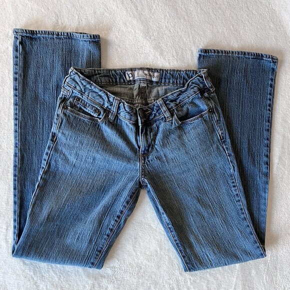 Women's B by Bullhead Pac Sun Jeans | Bootcut | Medium Wash | Size 7 - Picture 1 of 11